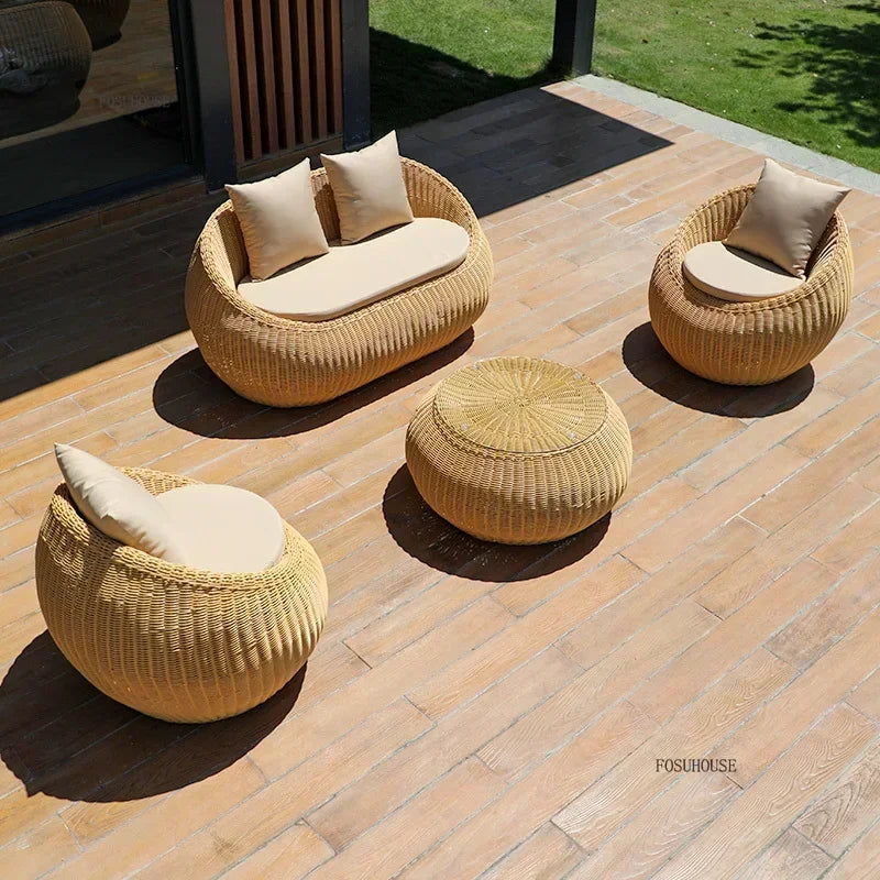 Lightweight garden furniture for terrace