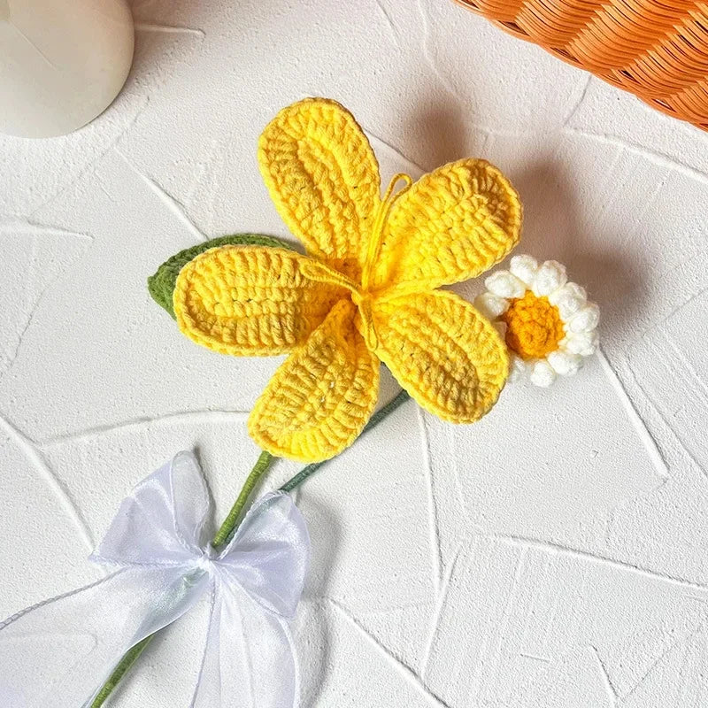 Crochet tulip flowers, close-up of wool texture.