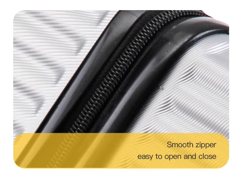 Close-up of a smooth zipper on a product with a yellow label indicating ease of use.