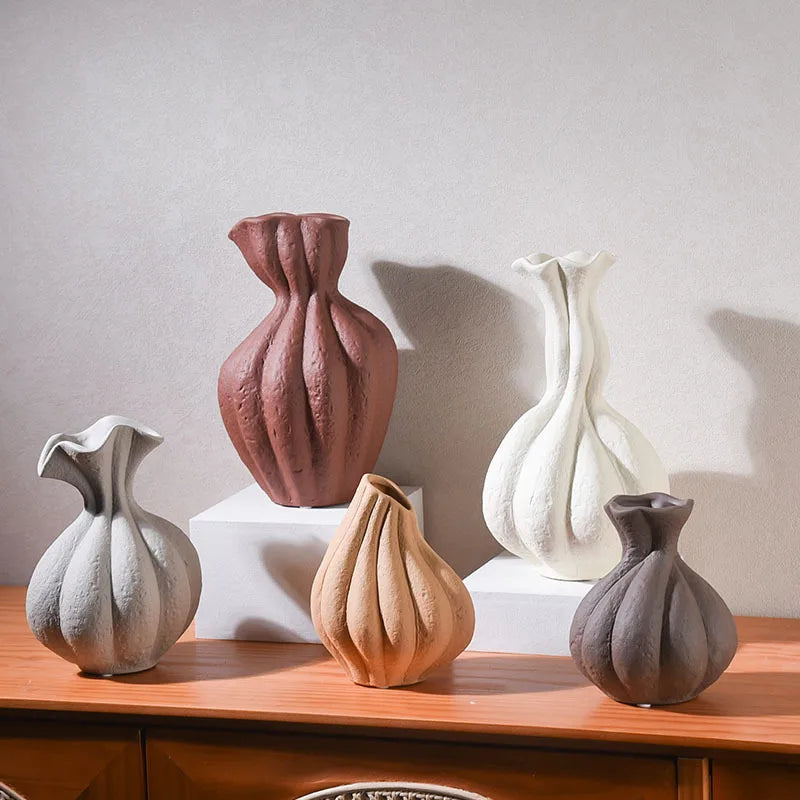 Art Ceramic Desktop Flower Vase – Elegant Home Décor Statement Piece