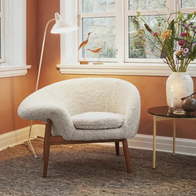 Warm Nordic Fried Egg Lounge Chair in velvet green